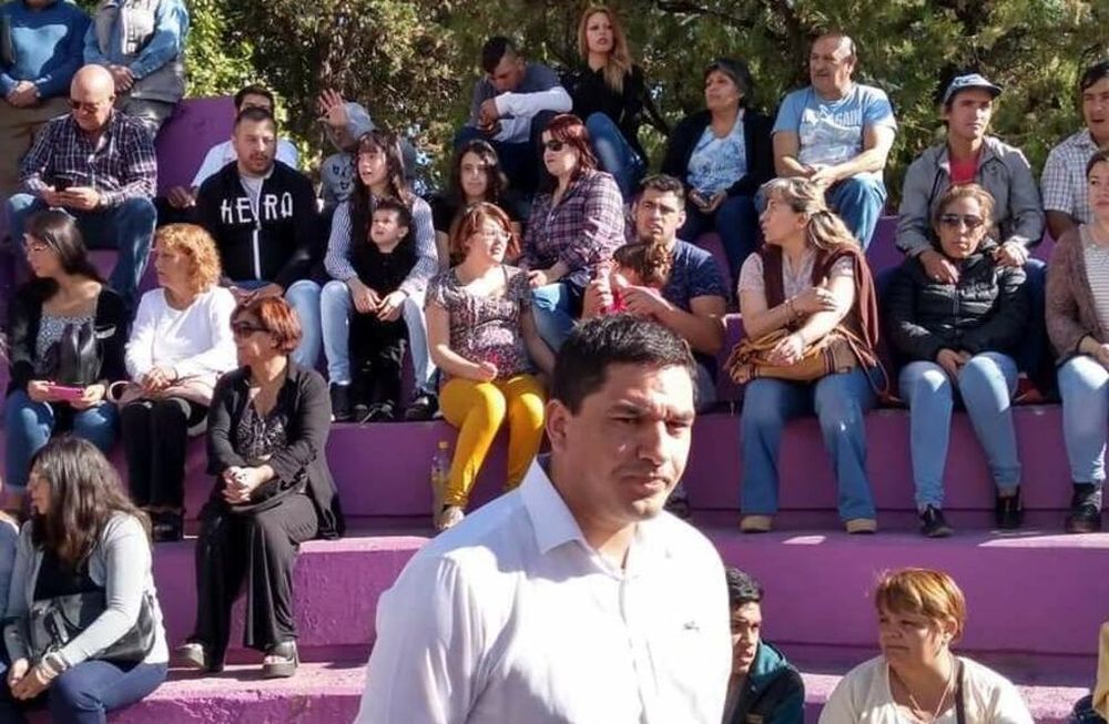 El más perjudicado. El intendente Juan Manuel Ojeda, ya avisó que no podrá pagar sueldos sino sube el precio del principal ingreso de Malargüe: las regalías petrolíferas.