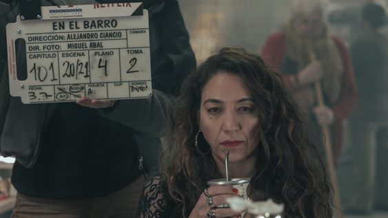 Lorena Vega hace de La Zurda en la serie En el barro.