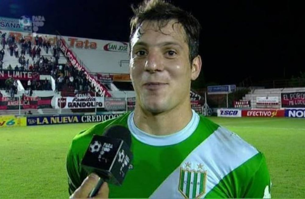 La Lepra tiene nuevo arquero: Gaspar Servio arregló de palabra