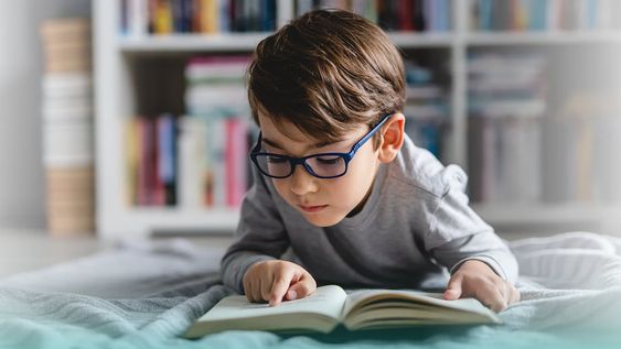 Regreso a clases: ¿por qué se recomienda que los chicos realicen su control oftalmológico anual?