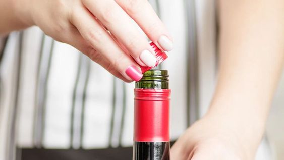 ¿Alguien trajo el destapador?