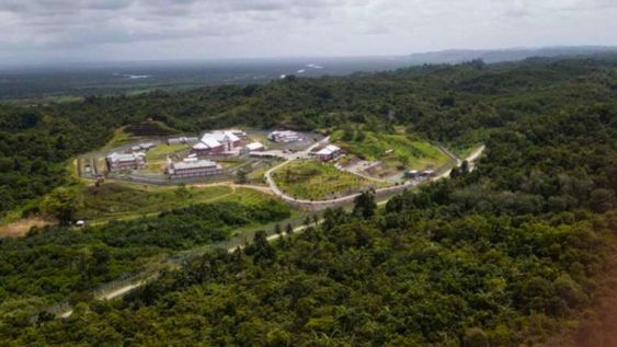 La cárcel de Nusa Kambangan, Indonesia, también en una isla remota.