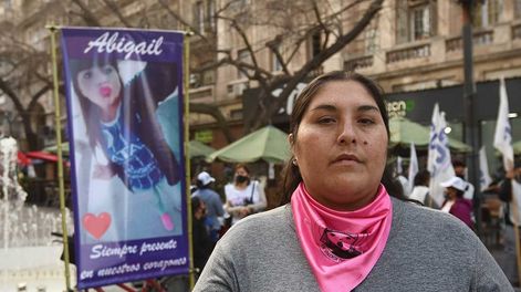 Verónica lleva meses encabezando marchas donde pide saber qué ocurrió con su hija. Los investigadores la buscan muerta. Foto: José Gutiérrez / Los Andes