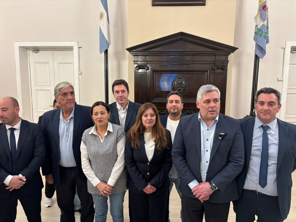 Bloque de senadores y diptuados del peronismo.