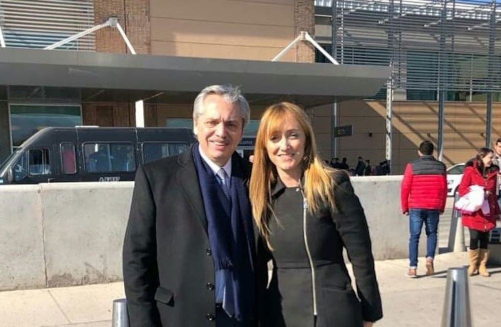 Se ve al poder central mirando para otro lado, actitud que permite suponer que se está ante un sistema de gobierno que provoca y profundiza la decadencia.