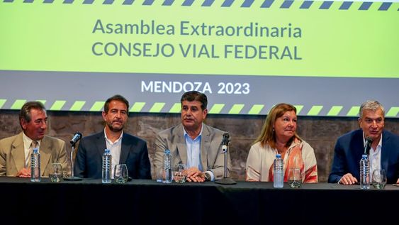 El Consejo Vial Federal sesionó en Mendoza por los 90 años de Vialidad Provincial