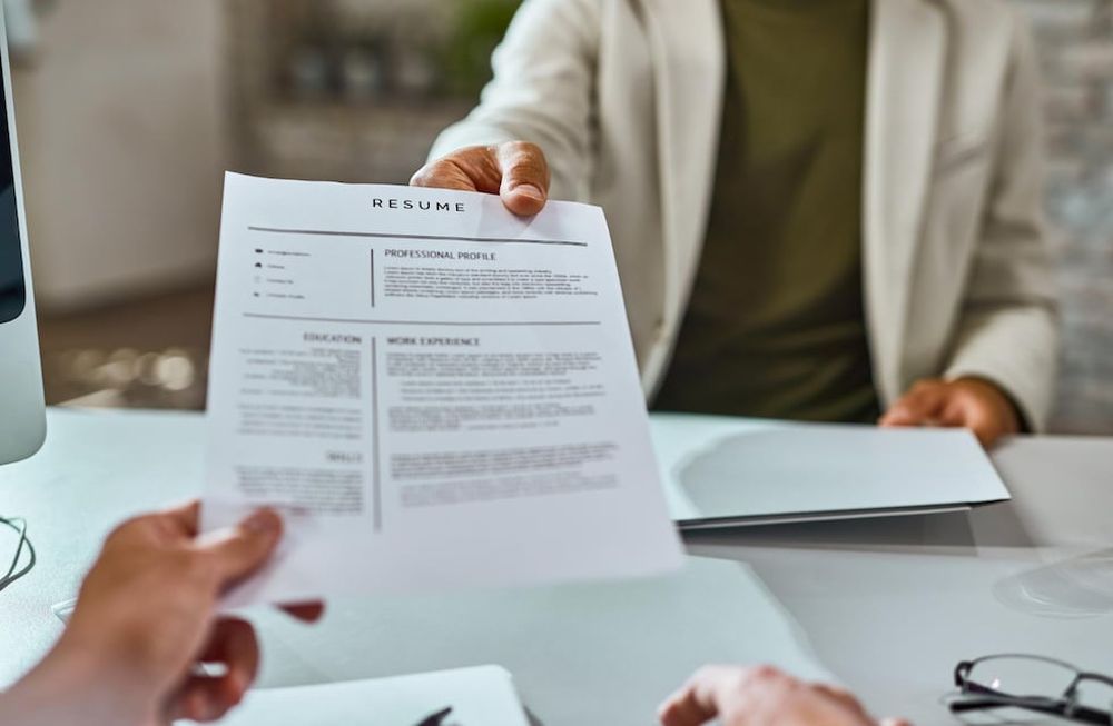 Las personas que tienen un empleo y buscan otro o quieren trabajar más horas alcanzaron el 16,1% del total de la población activa en el primer trimestre de 2024.