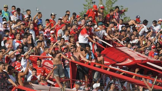 Huracán y una dura derrota en su visita a la cancha de San Jorge