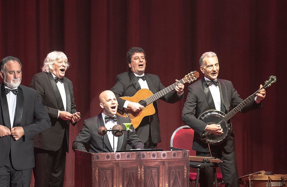 Les Luthiers se despide este año de los escenarios.