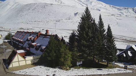 Las Leñas, con nieve anticipada este lunes 23 de marzo