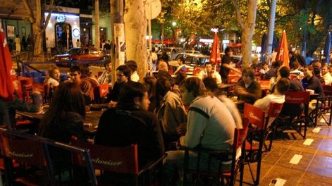 Restaurantes y bares es uno de los sectores que más creció en los últimos cinco años
