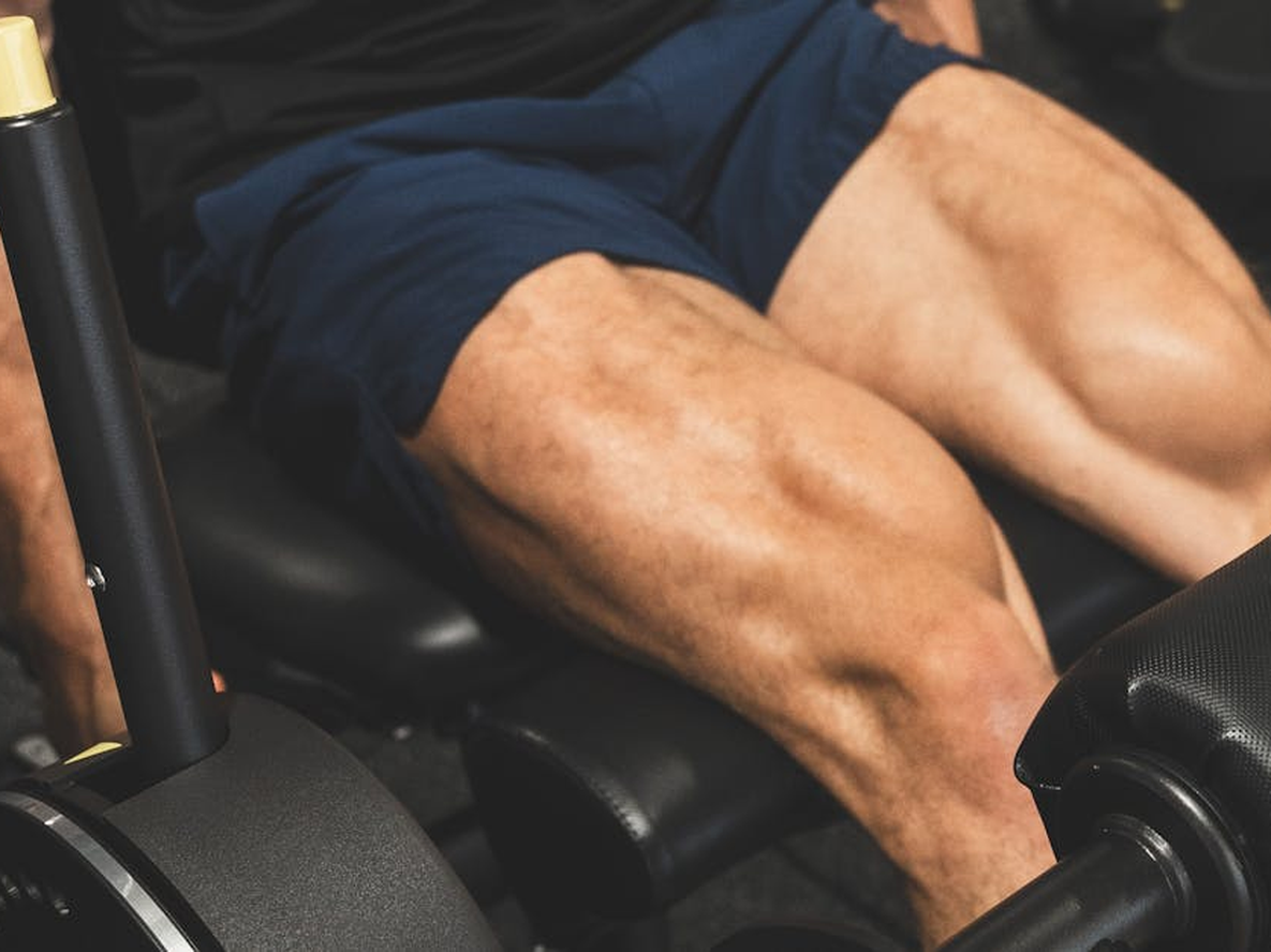 Ideal para hombres de más de 45 años: por qué son importantes los ejercicios de piernas a esta edad