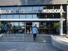 La estación terminal de ómnibus de pasajeros de MendozaFoto: Archivo Los Andes La estación terminal de ómnibus de pasajeros de MendozaFoto: Archivo Los Andes