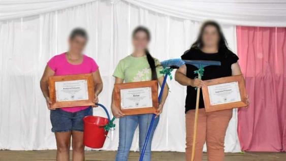 Polémica en una festejo por el Día de la Mujer.