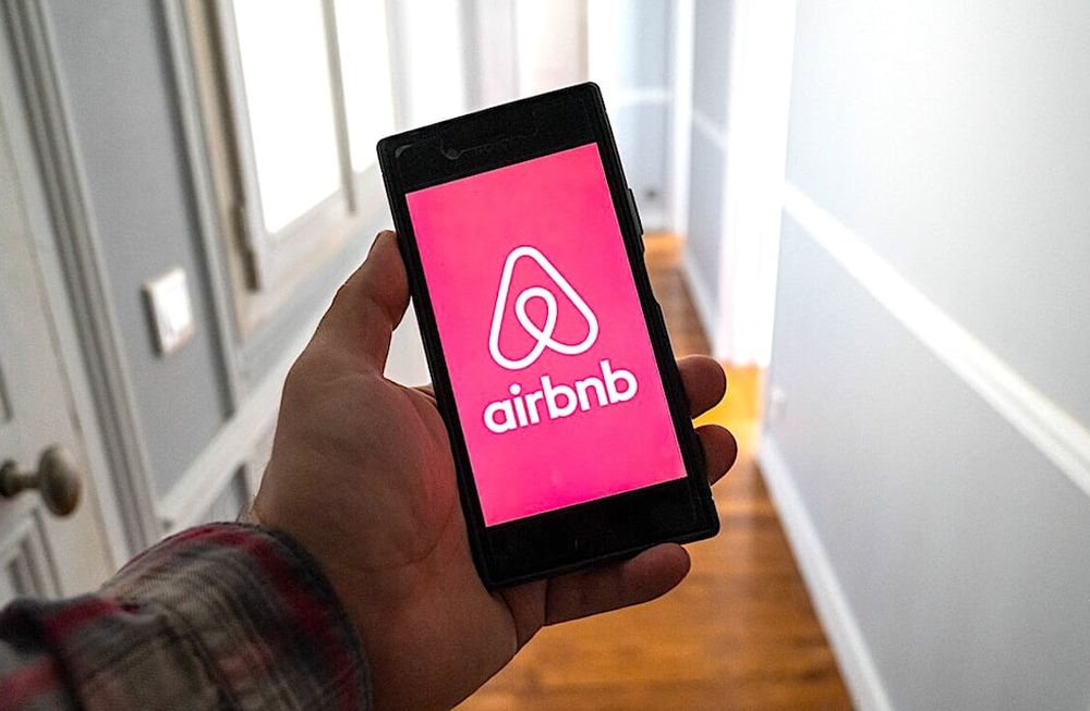 Avanza en el Senado una ley para regular el alquiler temporario como el de plataformas como Airbnb.