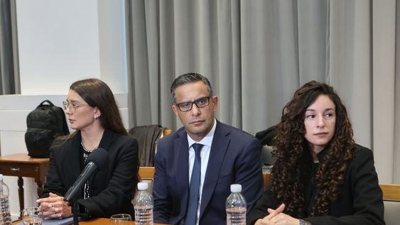 El juez penal Sebastián Sarmiento fue condenado a 6 meses de suspensión, pero volverá a su cargo en junio próximo. El juez penal Sebastián Sarmiento fue condenado a 6 meses de suspensión, pero volverá a su cargo en junio próximo.