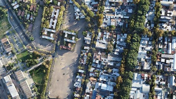 El concurso busca proyectos de vivienda multifamiliar y un Masterplan para trabajar en este espacio de la Ciudad, con más de 13.000 metros cuadrados