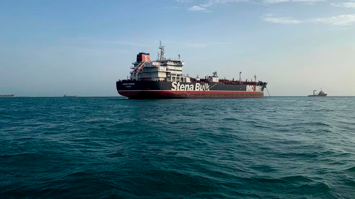 Estados Unidos destruyó barcos iraníes que colocaban minas en el estrecho de Ormuz