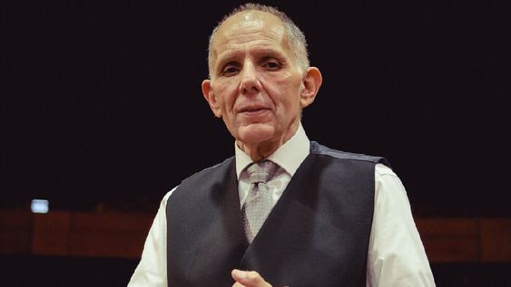 El maestro Rodolfo Saglimbeni.