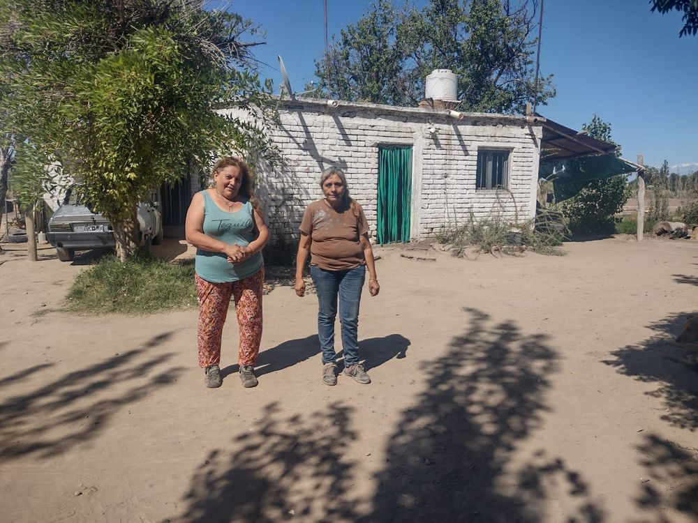El avance de la doble vía, en Junín, requirió expropiaciones y algunas familias no quieren ceder. (Enrique Pfaab - Los Andes)