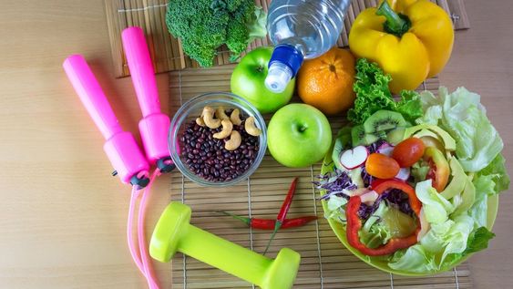 Evitá el ayuno y no cuentes las calorías, porque con alimentos proteicos que sumes, podrás adelgazar saludablemente.