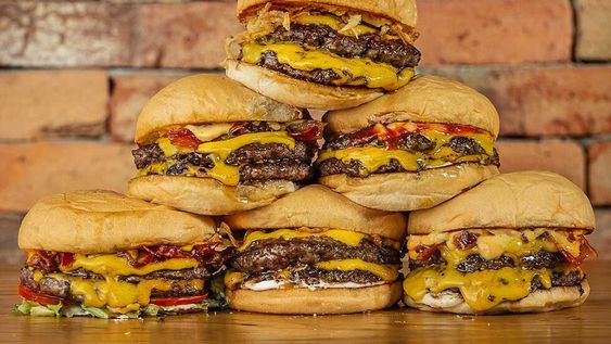 Según estudio, la comida chatarra de las cadenas más importantes contiene sustancias peligrosas