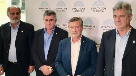 Jorge Chemes, presidente de CRA; Nicolás Pino, presidente de SRA; Carlos Achetoni, presidente de FAA; Elbio Laucirica, presidente de Coninagro. Foto: Web