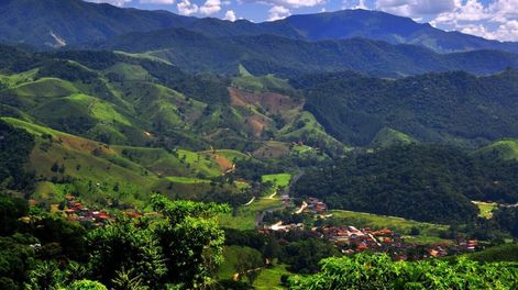 El hipnótico pueblito de Brasil con cascadas y selva atlántica: un lugar místico de montañas y ríos cristalinos