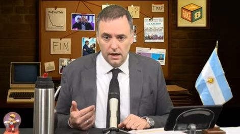Manuel Adorni estrenó “Fake-7-8”, un programa de streaming con el que busca desmentir noticias&nbsp;