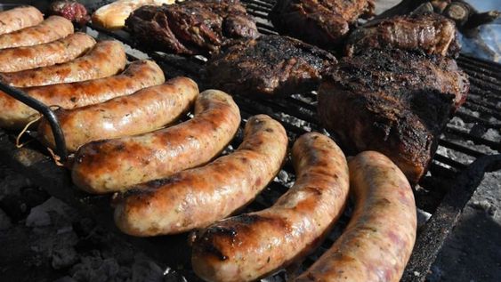 Cuatro personas han sido internadas por cuadros de intoxicación en Buenos Aires. Dos de ellos fallecieron. Foto: Orlando Pelichotti / Los Andes