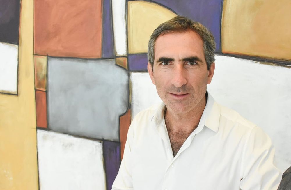 Gonzalo Perez Corral es el Country Director JetSMART Argentina y parte de la comision directiva de la Asociacion Civil Grupo Puentes. Foto: Mariana Villa / Los Andes