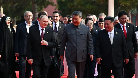 Xi Jinping recibió al líder ruso Vladimir Putin y a su par Kim Jong Un.