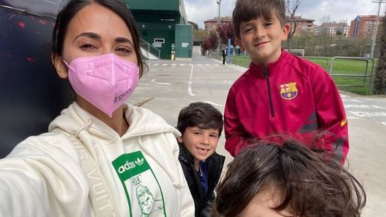 Antonela Roccuzzo compartió fotos con sus hijos Thiago, Mateo y Ciro Messi luego de su llegada al país con su esposo Lionel, quien disputará la Copa América 2021.