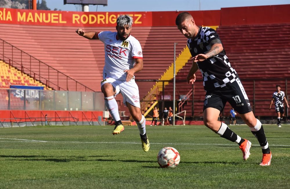 Gimnasia se midió ante Unión Española /Foto: Gimnasia