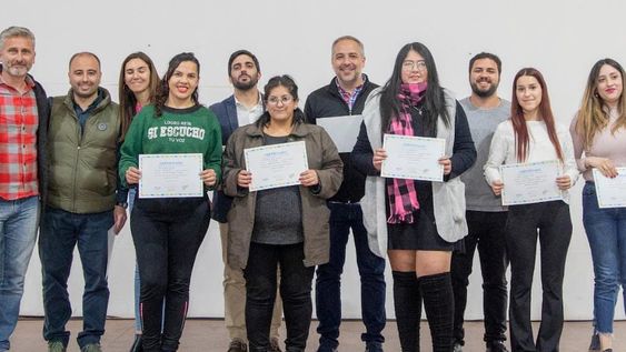 Más de 600 personas recibieron sus certificados de capacitación laboral