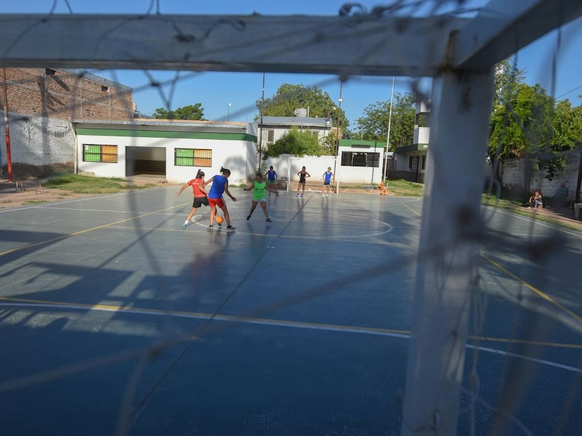 Hoy está más vivo que nunca - José Gutiérrez