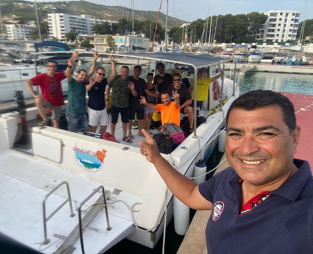 Desde la cordillera hasta el Mediterráneo, Gabriel Quiroga cambió el Aconcagua por el mar y hoy lidera un centro de buceo referente en Tarragona.
