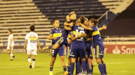 Boca no pudo con Santiago Morning, en el debut.