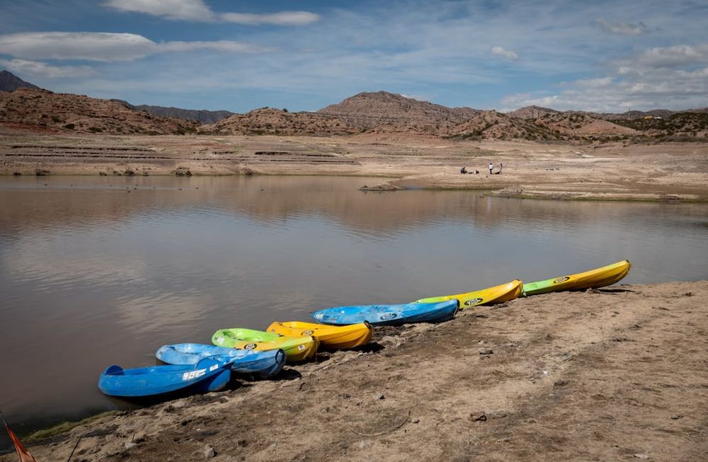 Crisis HídricaEl Dique Potrerillos se encuentra en los niveles más bajos de su historia.Mendoza tendrá en el próximo verano el menor caudal de agua de los últimos 30 años.Foto: Ignacio Blanco / Los Andes