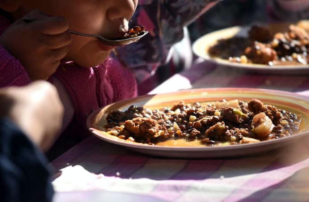 Una familia tipo necesitó en diciembre más de un millón de pesos para no ser  pobre en Argentina