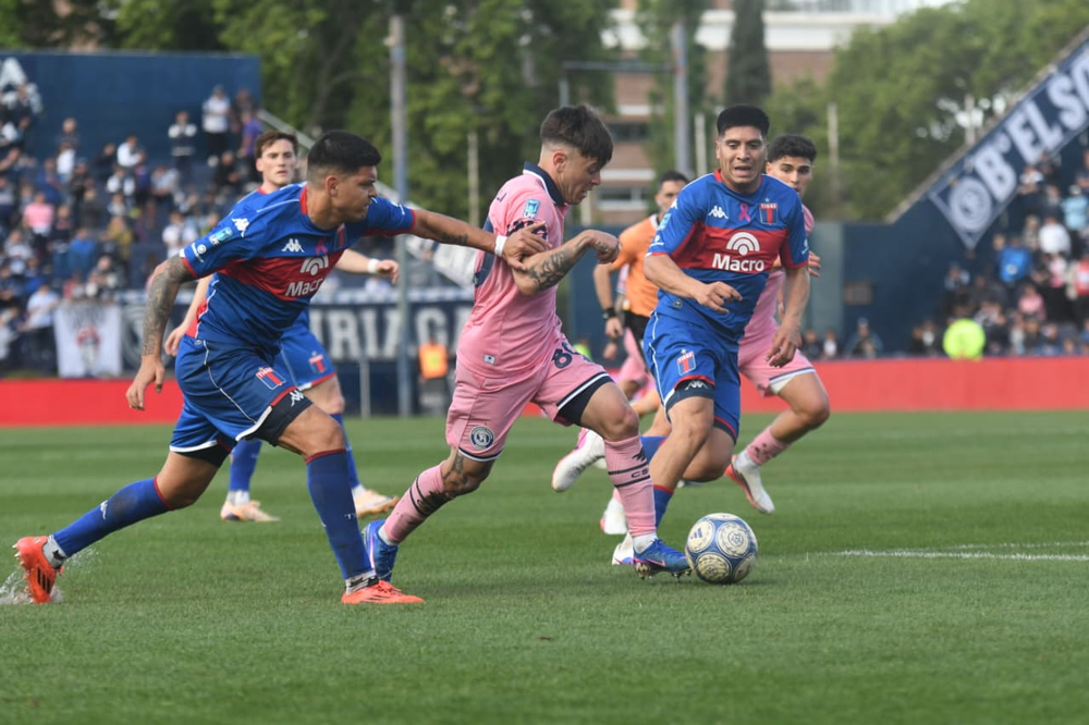 Un empate con sabor a derrota en el Parque de Independiente Rivadavia frente a Tigre.
