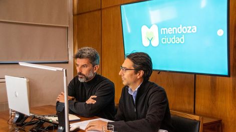 El intendente Ulpiano Suarez y el secretario de Desarrollo Urbano de la Ciudad de Mendoza, Juan Manuel Filice.