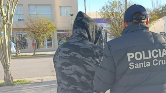 La madre y el padrastro fueron detenidos.