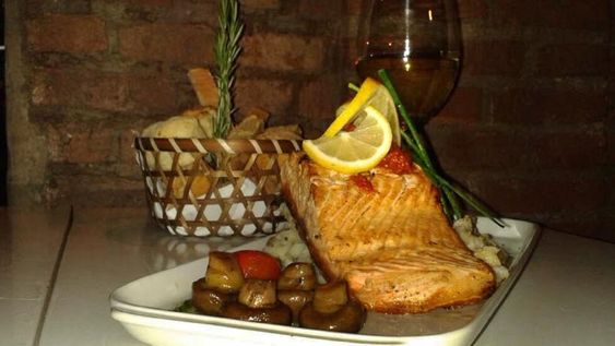 Carne y pescado sabrosos en Navidad