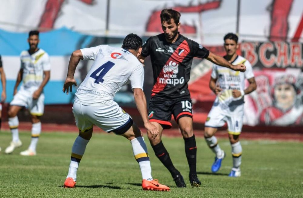 Maipú ganó sobre el final y es el puntero de la Zona Campeonato B.