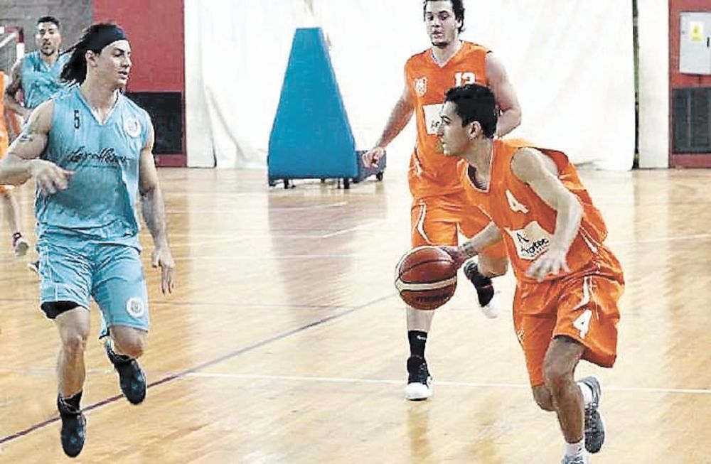 Los pibes de Rivadavia sorprendieron a Pacífico en el Básquet