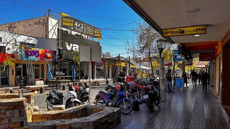 Maipú impulsa el comercio local para el Día del Padre