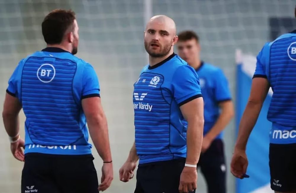 El forward David Cherry sufrió un golpe en su cabeza en el día libre del equipo y no podrá seguir jugando el Mundial de Rugby. (Prensa Scottish Rugby)