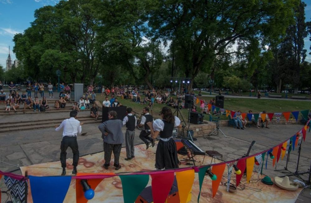 “El viento en un violín”, es la nueva Comedia Municipal