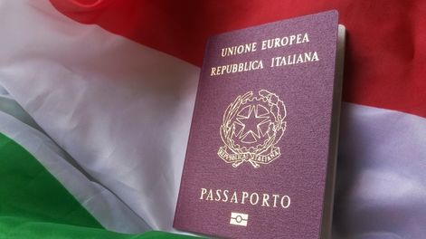 Tras la aprobación del decreto de Meloni, persisten las dudas sobre la ciudadanía italiana.